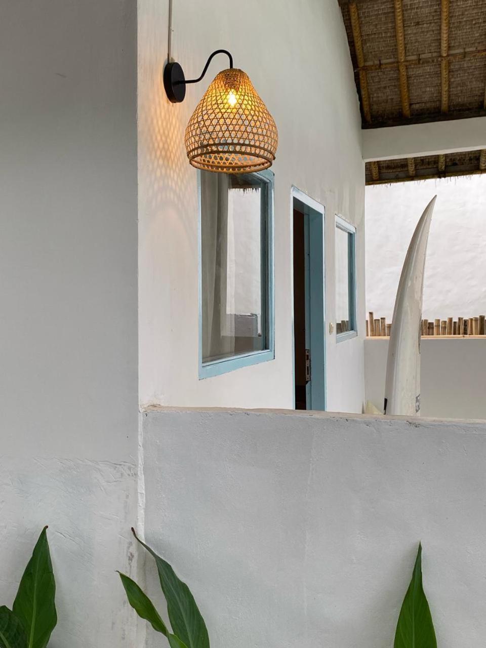 Surf Shack Grupuk Otel Bumbang Dış mekan fotoğraf